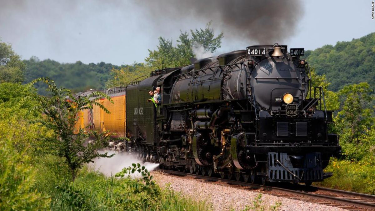 largest steam locomotive