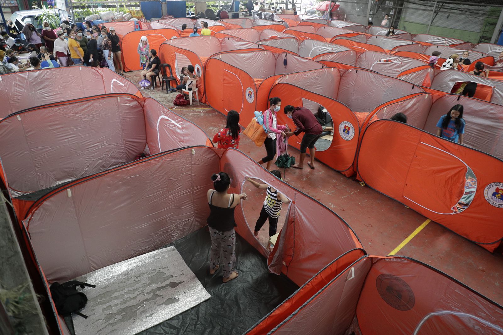 https%3A%2F%2Fcdn.cnn.com%2Fcnnnext%2Fdam%2Fassets%2F201101094515-04-typhoon-goni-philippines.jpg