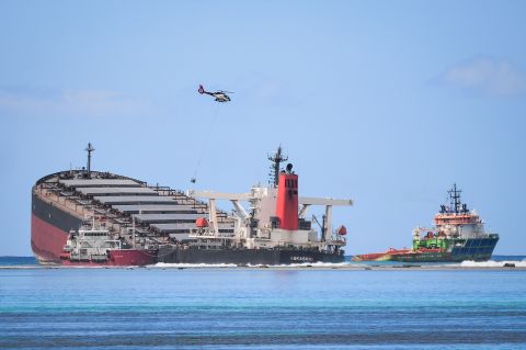 Photos Mauritius Oil Spill In The Indian Ocean