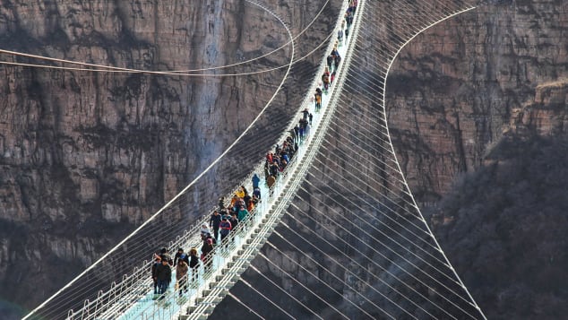 Suspended animation: China's new record-breaking bridge.