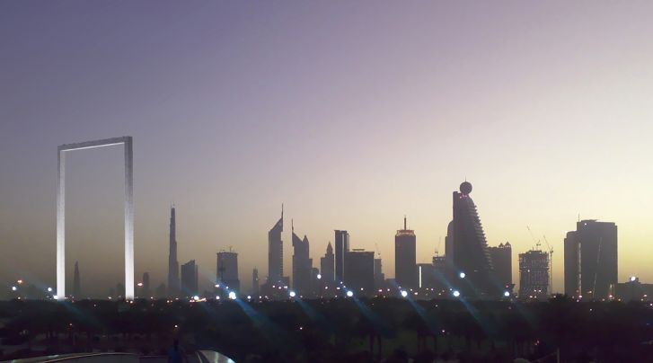 Dubai-Frame3