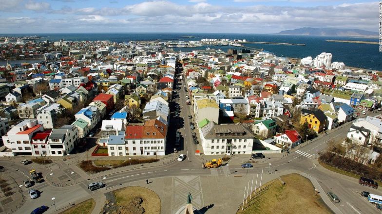 Icelandic bars rarely impose a cover charge, unless it's a special event, so you can explore this gorgeous city freely.